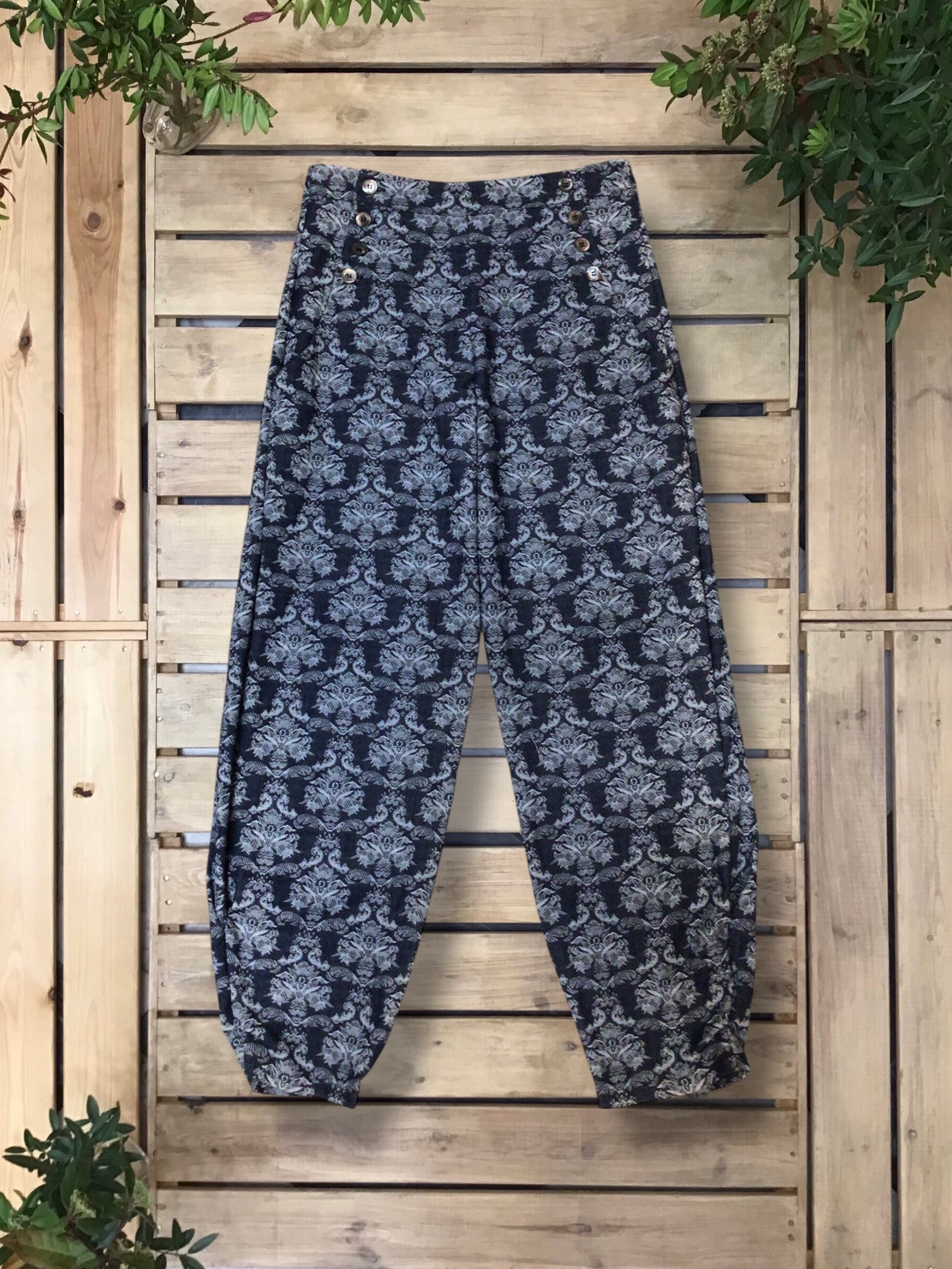 Pantalone Bulbo (Art. 32/2526)