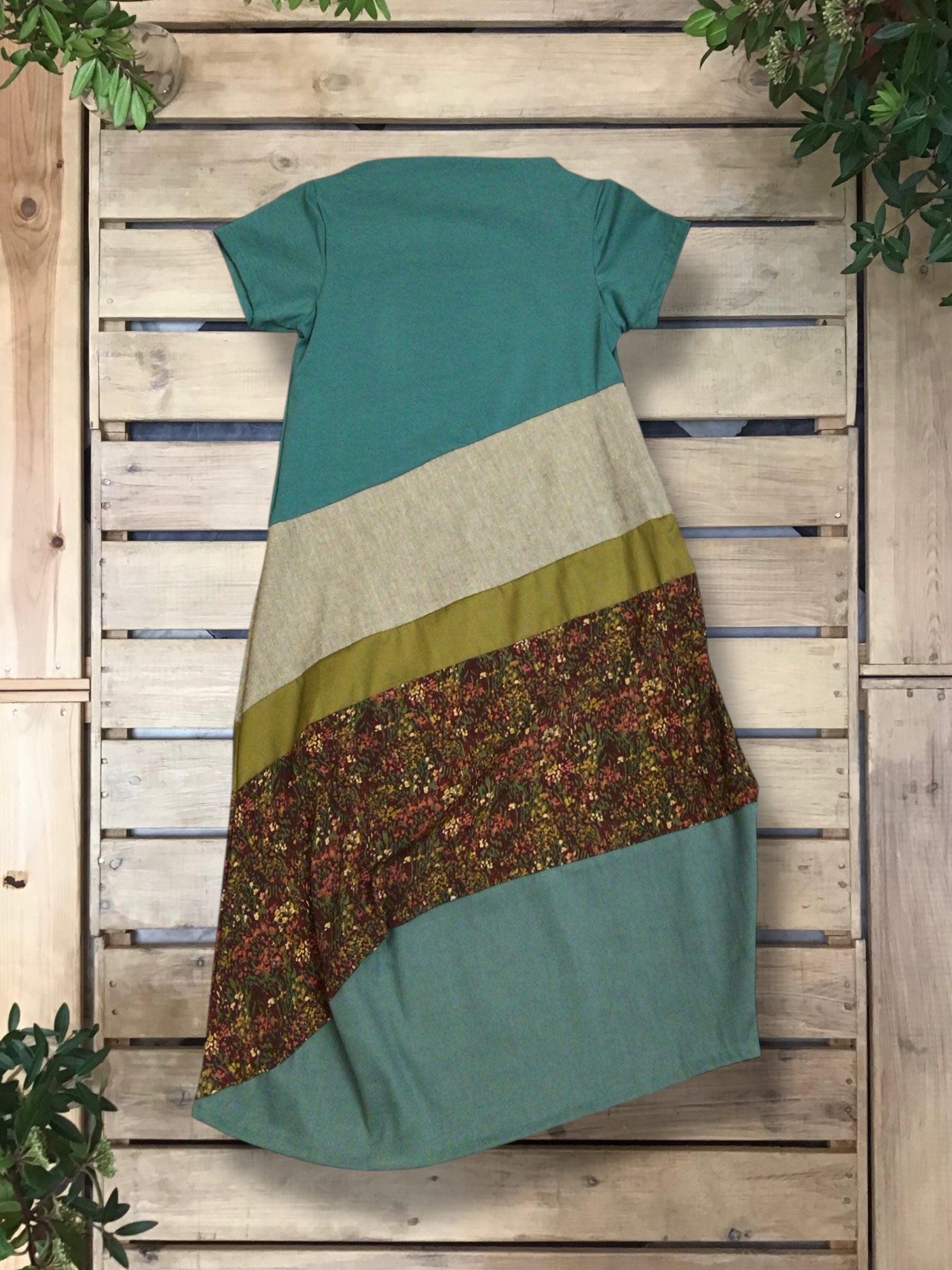 Dress Tuffo (Art. 54/26) wholesale 49€