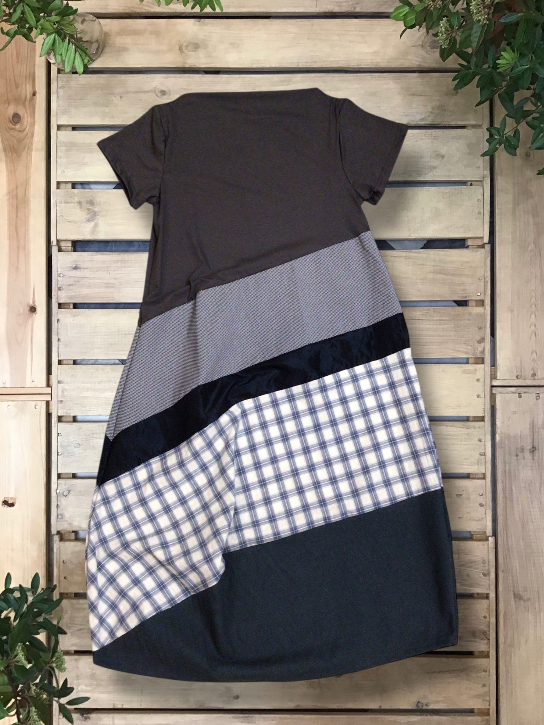 Dress Tuffo (Art. 54/26) wholesale 49€