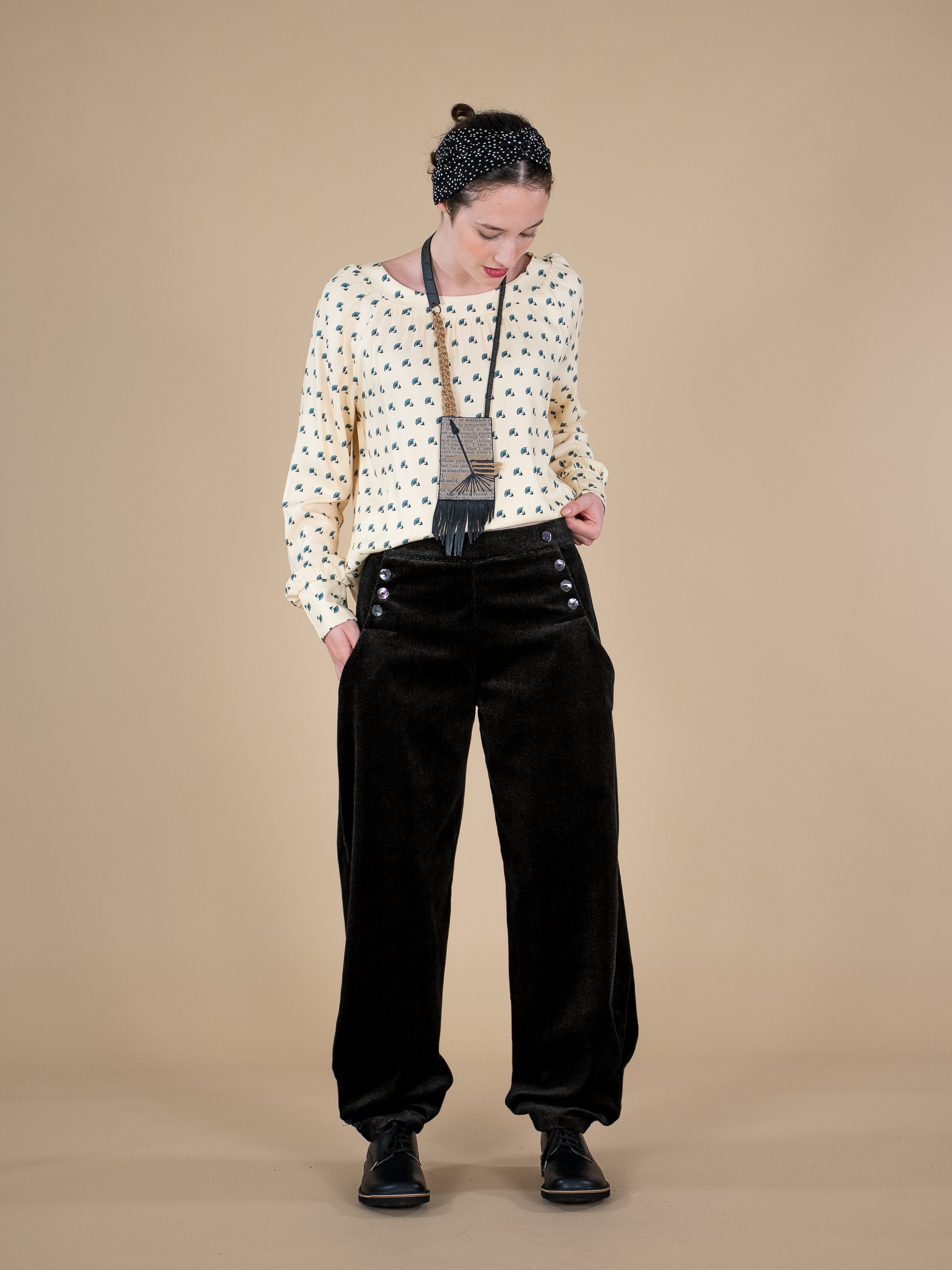 Trousers Bulbo (Art. 32/2627) wholesale 58€