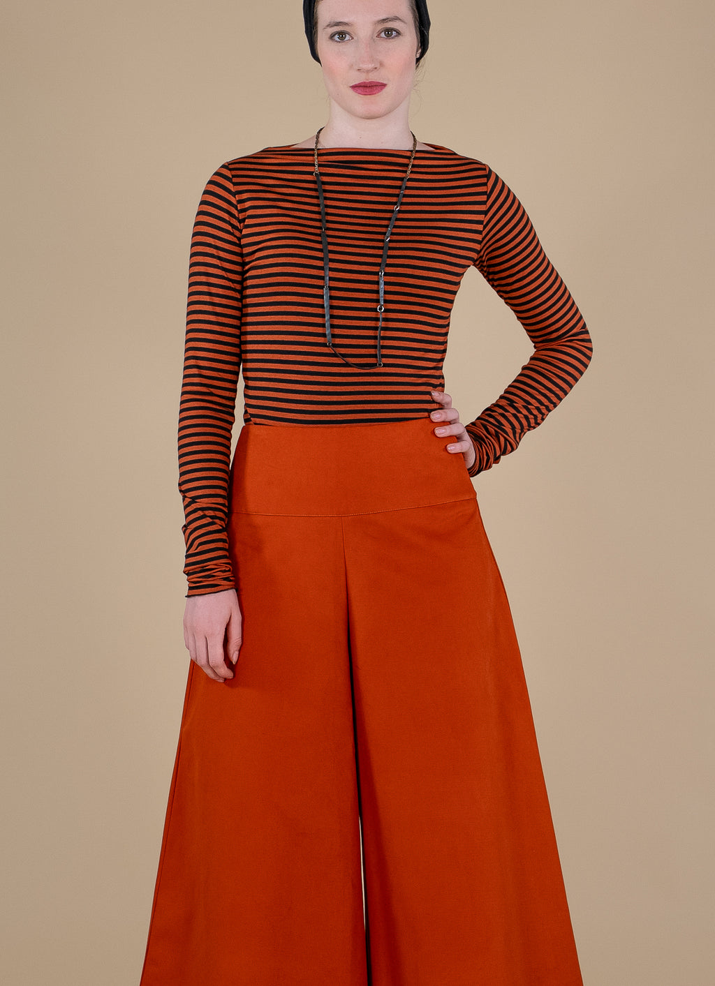 Trousers Scorzonera (Art. 38/2627) wholesale 60€