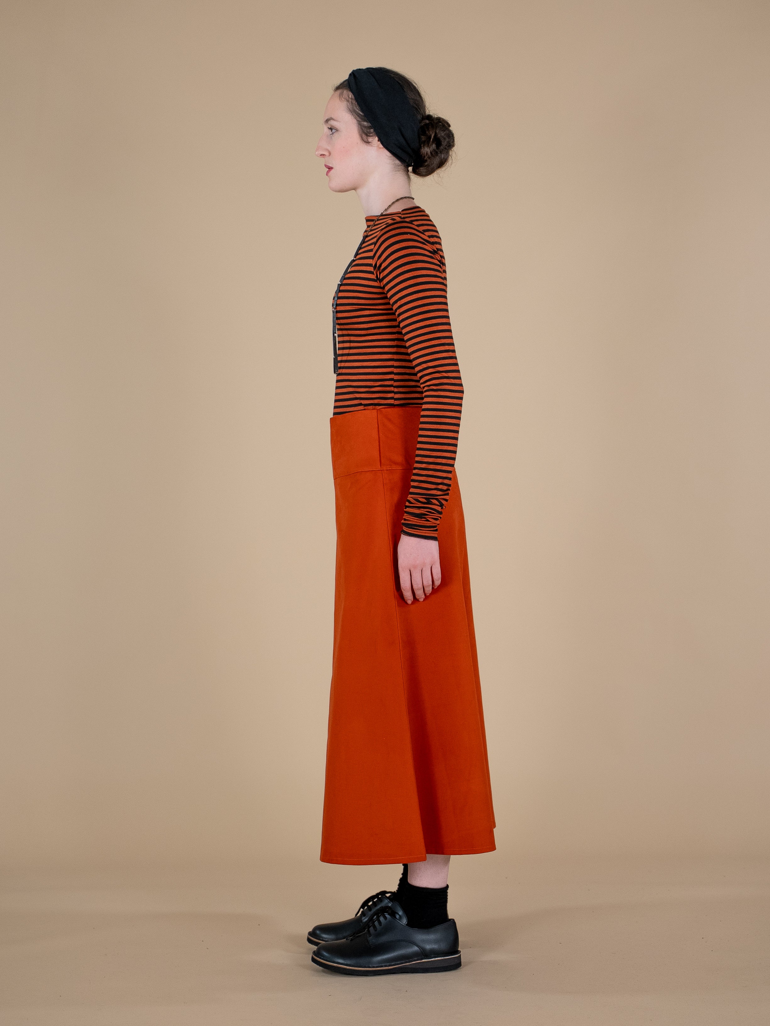 Trousers Scorzonera (Art. 38/2627) wholesale 60€