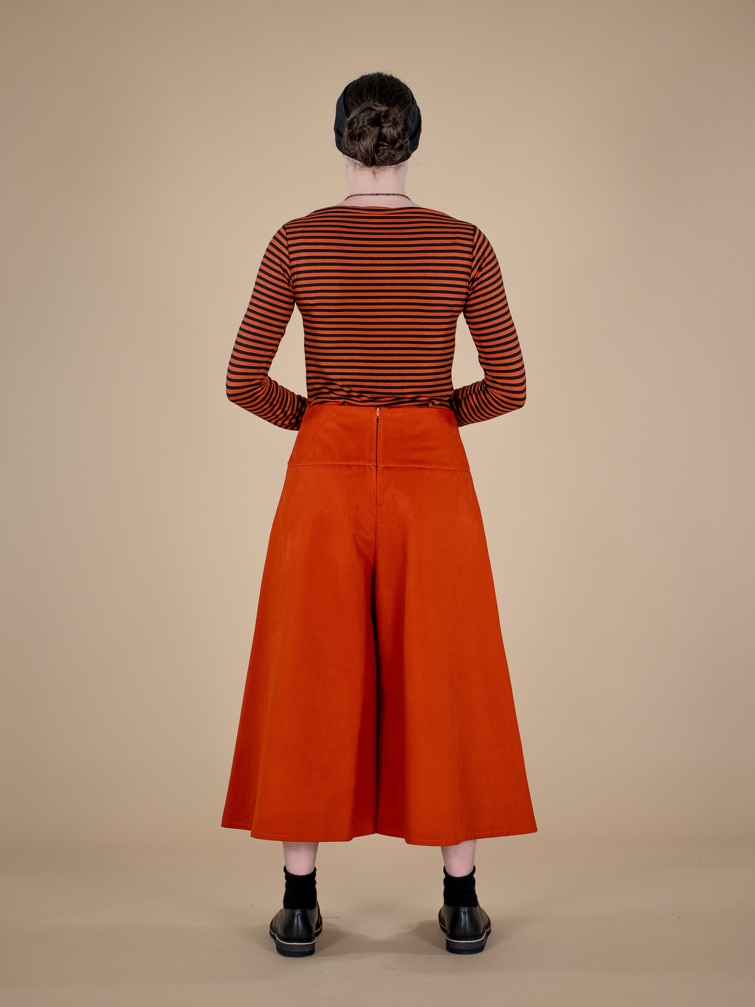 Trousers Scorzonera (Art. 38/2627) wholesale 60€