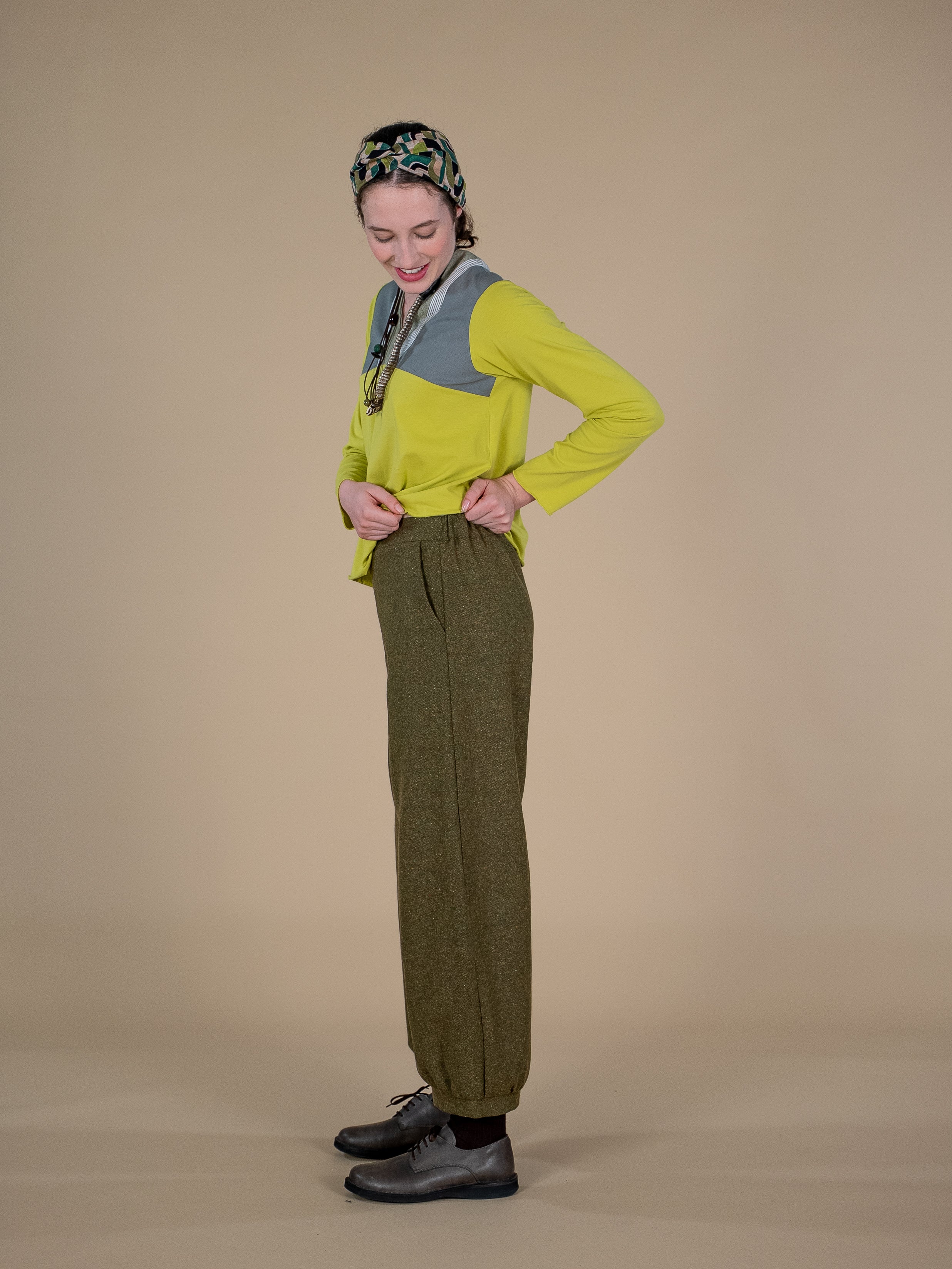 Trousers Viola (Art. 39/2627) wholesale 58€