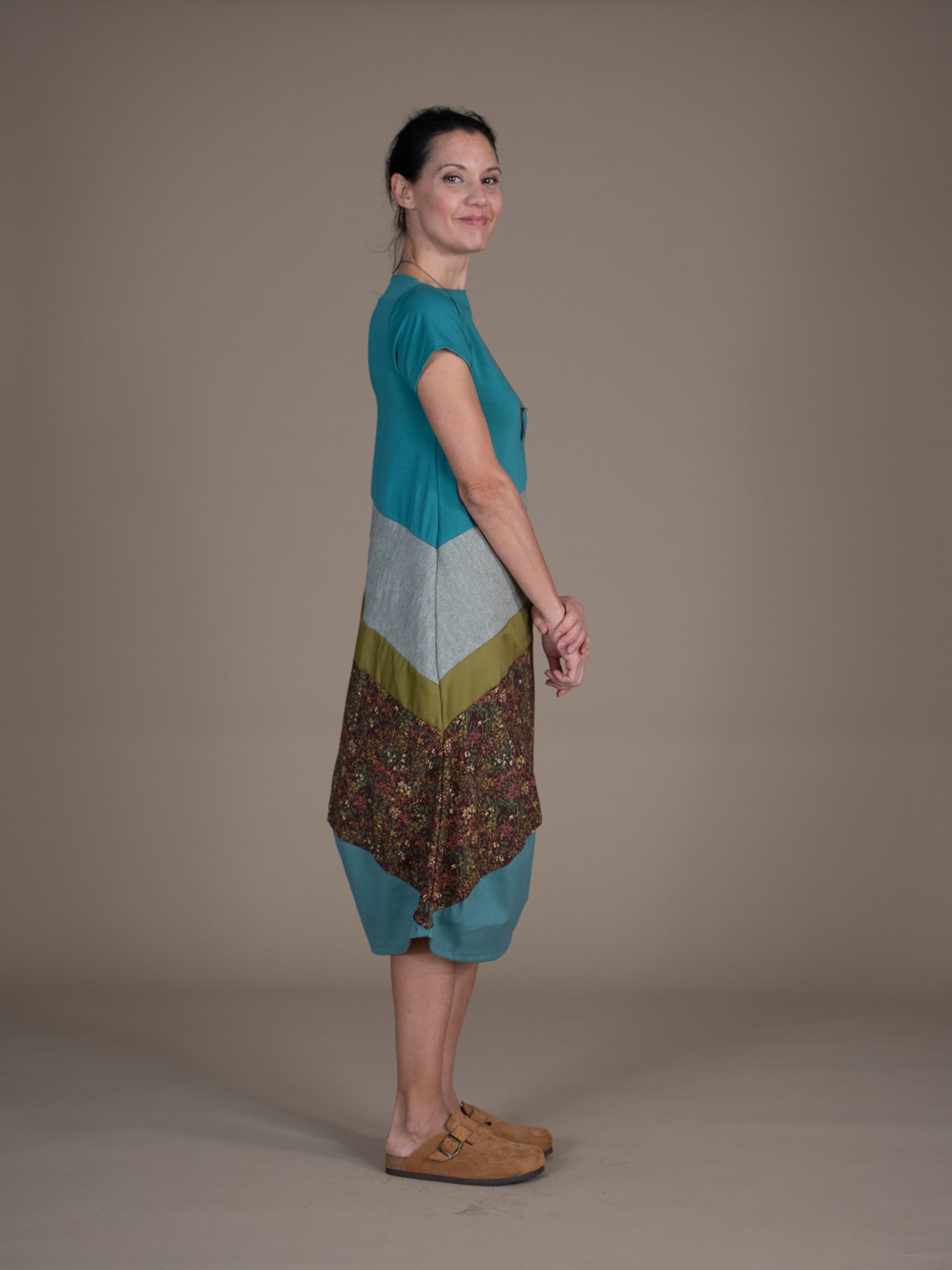 Dress Tuffo (Art. 54/26) wholesale 49€