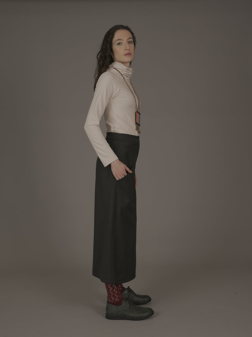 Pantaloni Aiona (Art. 300/2425)