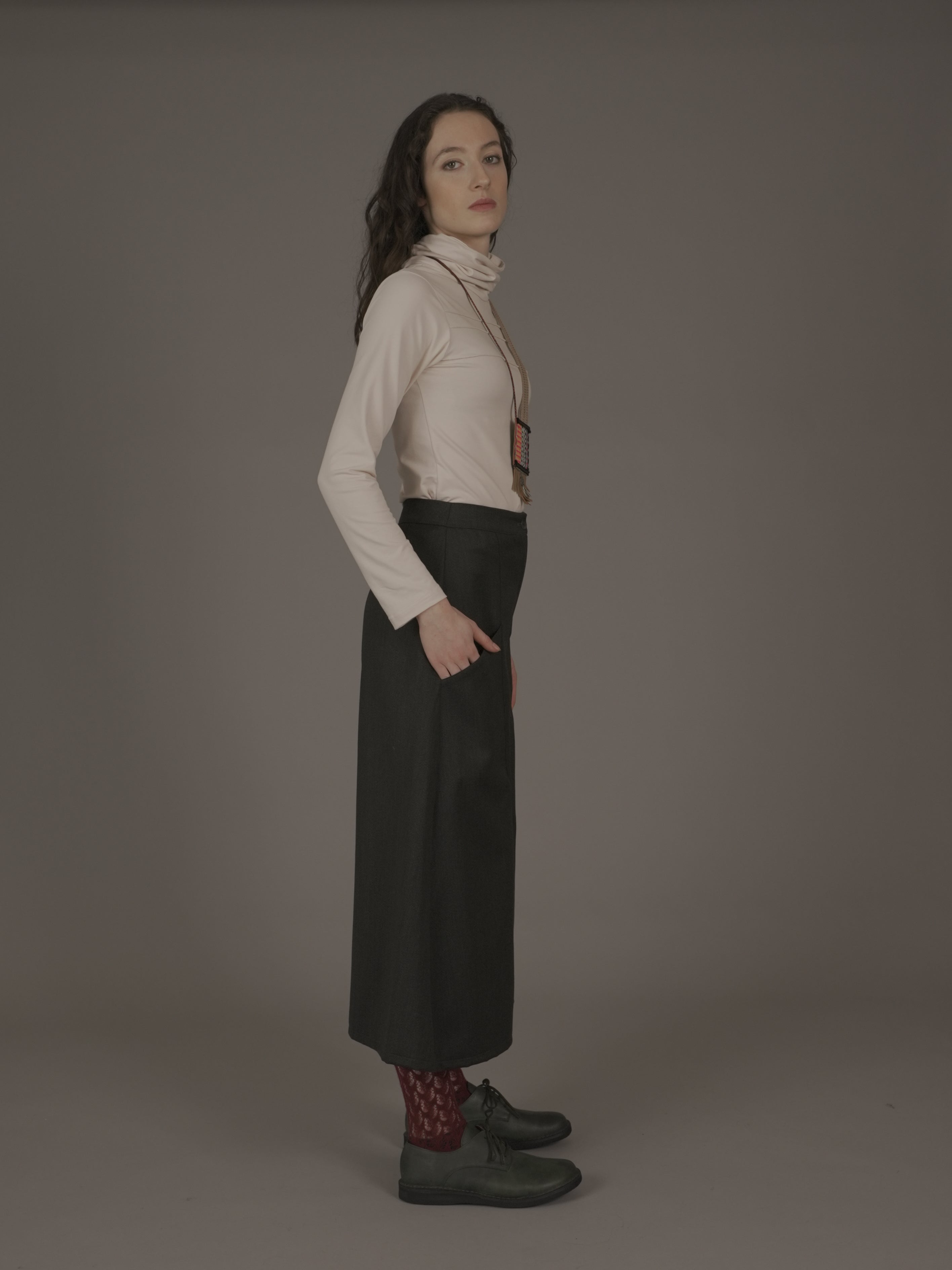 Pantaloni Aiona (Art. 300/2425)